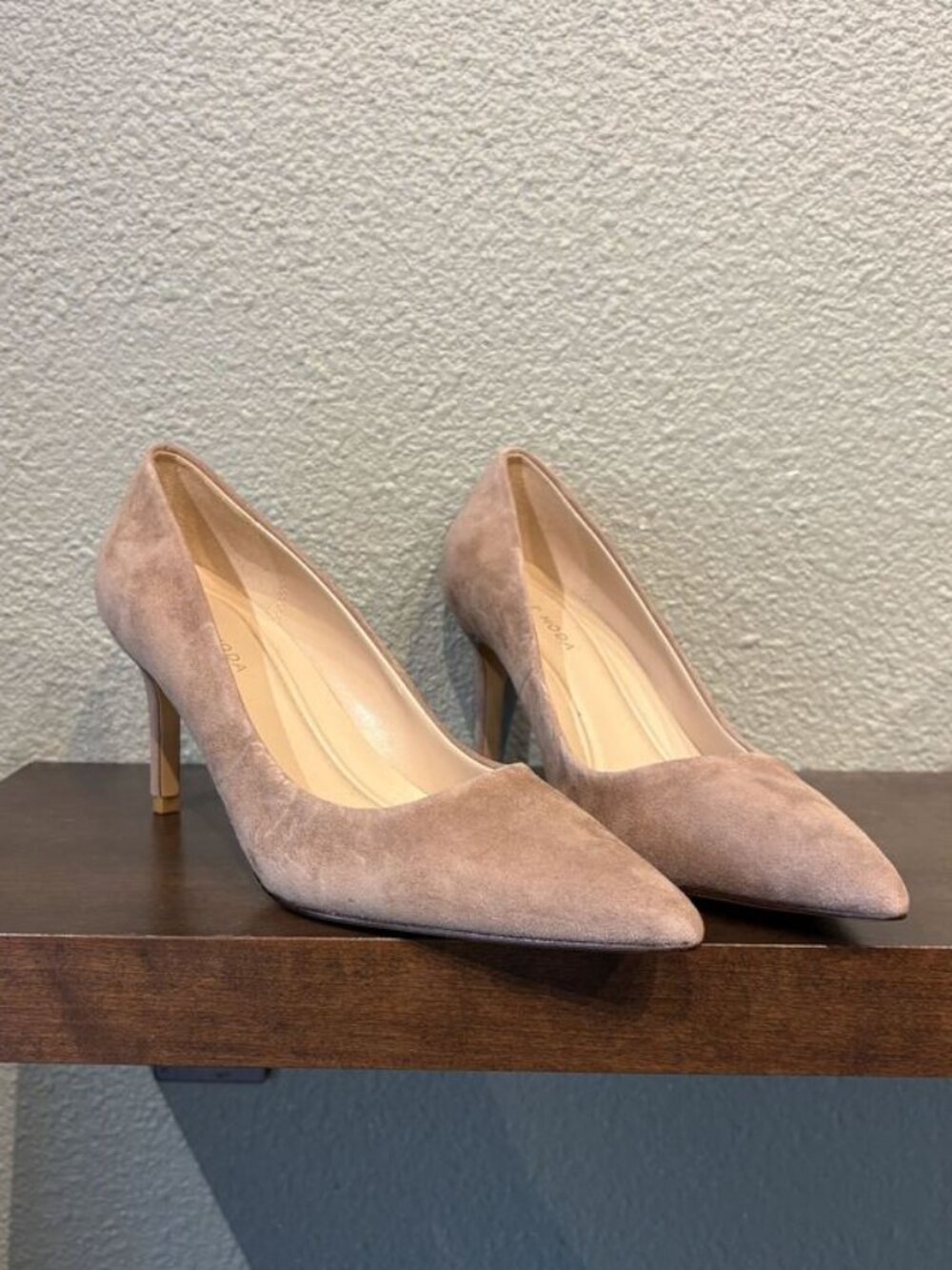 Pelle Moda Lizel Pump Taupe Kid Suede